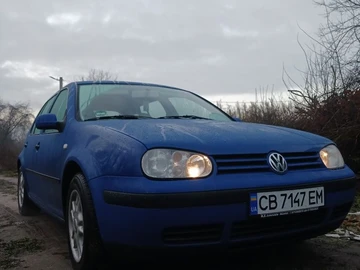 Авто Volkswagen Golf 2000 № 8337594
