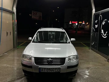 Авто Volkswagen Passat Sedan 2001 № 8337681