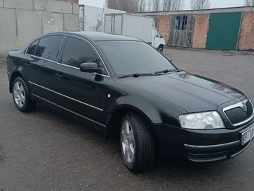 Авто Skoda Superb 2004 № 8337749