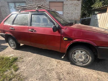 Авто ВАЗ 21093 1992 № 8337782