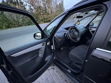Авто Citroen C4 Picasso 2010 № 8337926