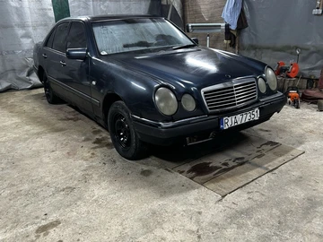 Авто Mercedes 220 1998 № 8338179
