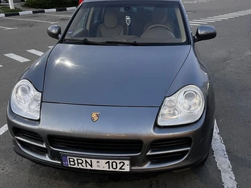 Авто Porsche Cayenne 2006 № 8338262