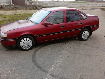 Авто Opel Vectra 1990 № 8338400