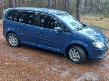 Авто Volkswagen Touran 2009 № 8338686