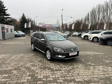 Авто Volkswagen Passat Variant 2012 № 8338816