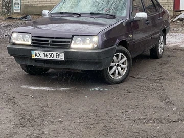 Авто ВАЗ 21099 1997 № 8338924