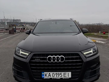 Авто Audi Q7 2017 № 8339060