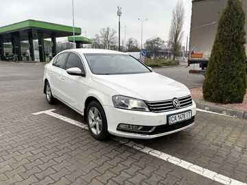 Авто Volkswagen Passat Sedan 2013 № 8339195