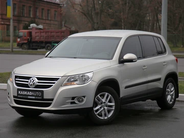 Авто Volkswagen Tiguan 2010 № 8339209