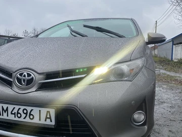 Авто Toyota Auris 2013 № 8339361