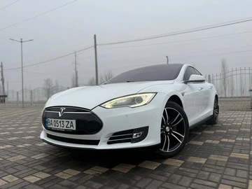 Авто Tesla Model S 2014 № 8339373