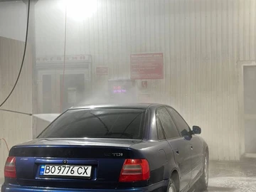 Авто Audi A4 1997 № 8339596