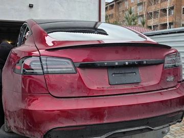 Авто Tesla Model S 2023 № 8339604