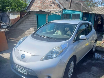 Авто Nissan Leaf 2011 № 8339786