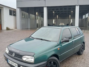 Авто Volkswagen Golf 1996 № 8339920