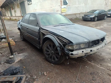 Авто BMW 7 Серия 1996 № 8339987