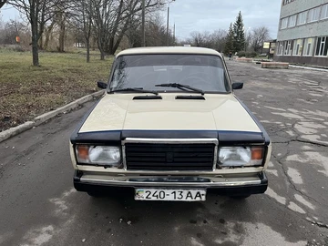 Авто ВАЗ 2107 1990 № 8340037