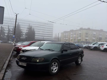 Авто Audi 100 1993 № 8340077