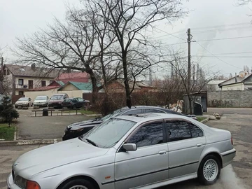Авто BMW 5 Серия 1999 № 8340215