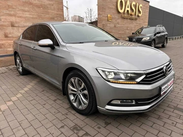 Авто Volkswagen Passat Sedan 2018 № 8340223