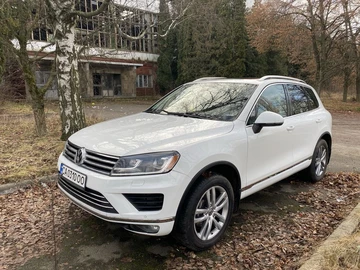 Авто Volkswagen Touareg 2014 № 8340243