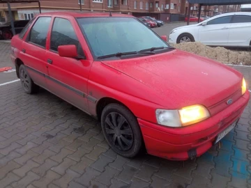 Авто Ford Escort 1992 № 8340350