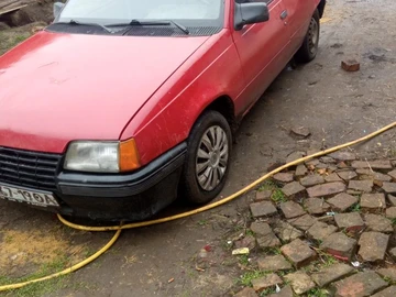 Авто Opel Kadett 1986 № 8340489