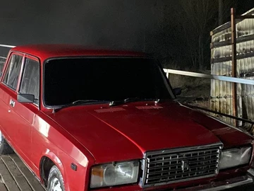Авто ВАЗ 2107 1995 № 8340513