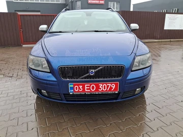 Авто Volvo V50 2007 № 8340568