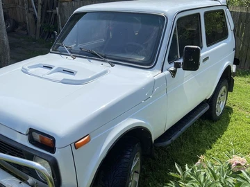 Авто ВАЗ 2121 1993 № 8340615
