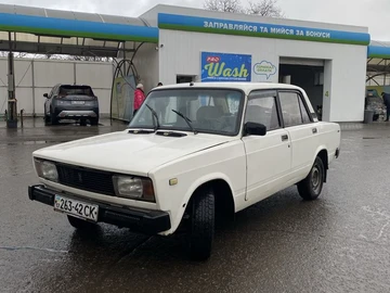 Авто ВАЗ 2105 1995 № 8340623
