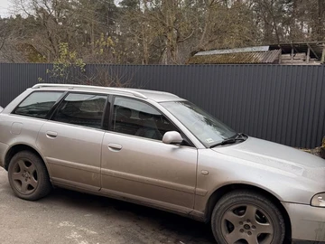 Авто Audi A4 2000 № 8340632