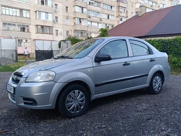 Авто Chevrolet Aveo 2007 № 8340769