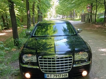Авто Chrysler 300C 2006 № 8340861