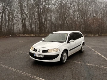 Авто Renault 12 2006 № 8340871