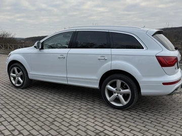 Авто Audi Q7 2011 № 8340994