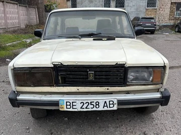 Авто ВАЗ 2107 1994 № 8341003