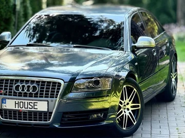 Авто Audi S8 2008 № 8341041