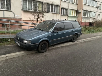 Авто Volkswagen Passat Variant 1989 № 8341045