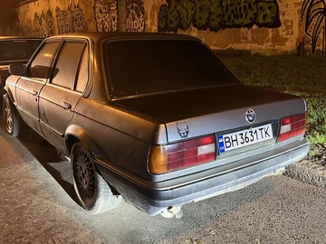 Авто BMW 3 Серия 1988 № 8341049
