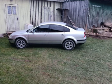 Авто Volkswagen Passat Sedan 2003 № 8341301