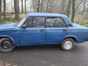 Авто ВАЗ 2105 1989 № 8341674