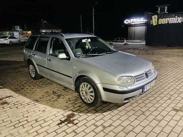 Авто Volkswagen Golf 2004 № 8341798