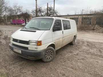 Авто Volkswagen Transporter 1993 № 8341920
