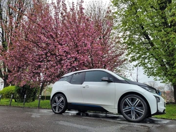 Авто BMW I3 2016 № 8341976
