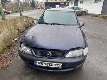 Авто Opel Vectra 1996 № 8342027
