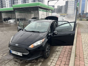 Авто Ford Fiesta 2015 № 8342044