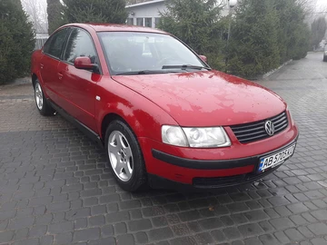 Авто Volkswagen Passat Sedan 1997 № 8342124