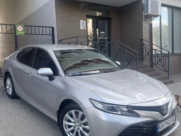 Авто Toyota Camry 2018 № 8342228